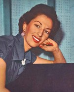 Carmélia Alves