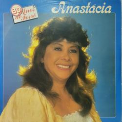 Capa do disco 30 anos de forró, de Anastácia