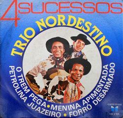 Capa do disco 4 sucessos, de Trio Nordestino